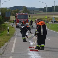 175-9_-_160919_aufhausen_ffw_einsatz_olspur.jpg