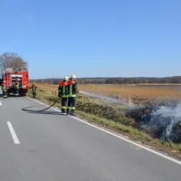 024-1_-_300321_aufhausen_ffw_boschungsbrand.jpg